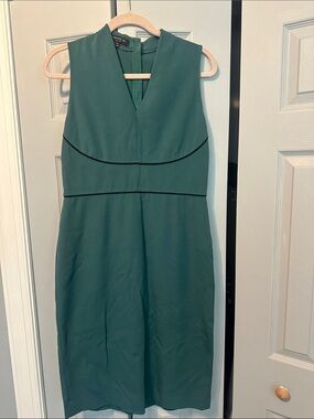 Lafayette 148 Deep Green Sleeveless V-Neck Midi Dress